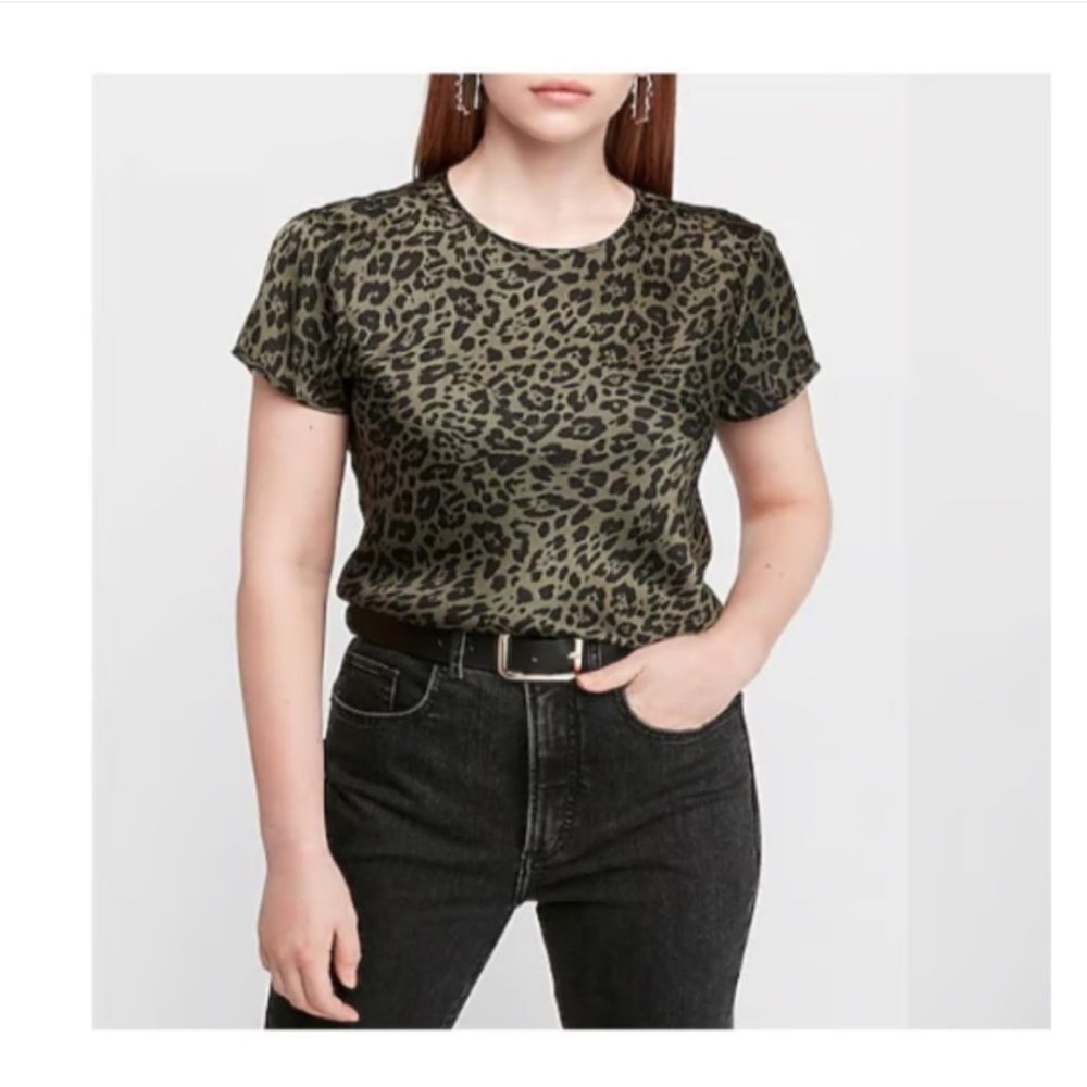 Express Leopard Print Short Sleeve Top